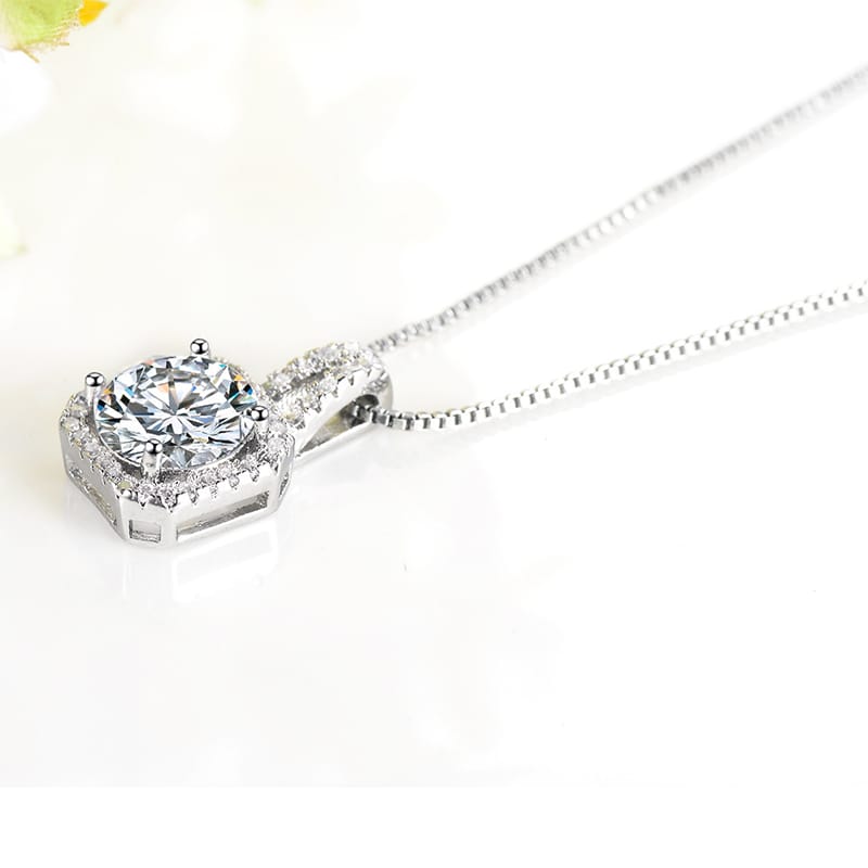 2 CT Moissanite Diamond S925 Pendent