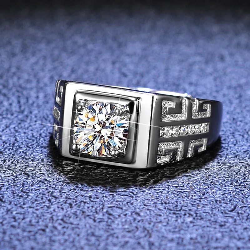 Men's Moissanite Rings